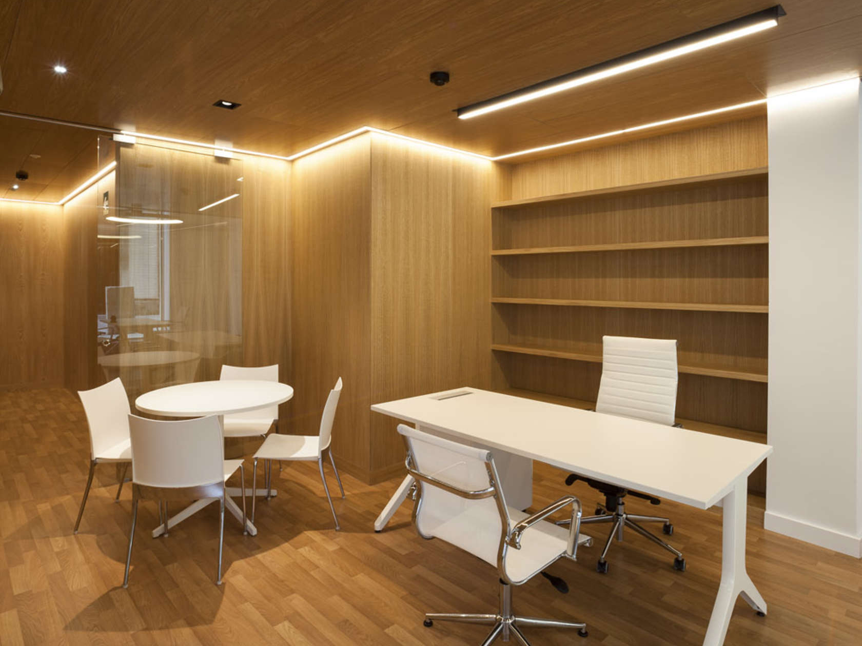 1200平方挑高復式辦公室裝修設計項目(圖2) 國外辦公 (5) 副本.jpg